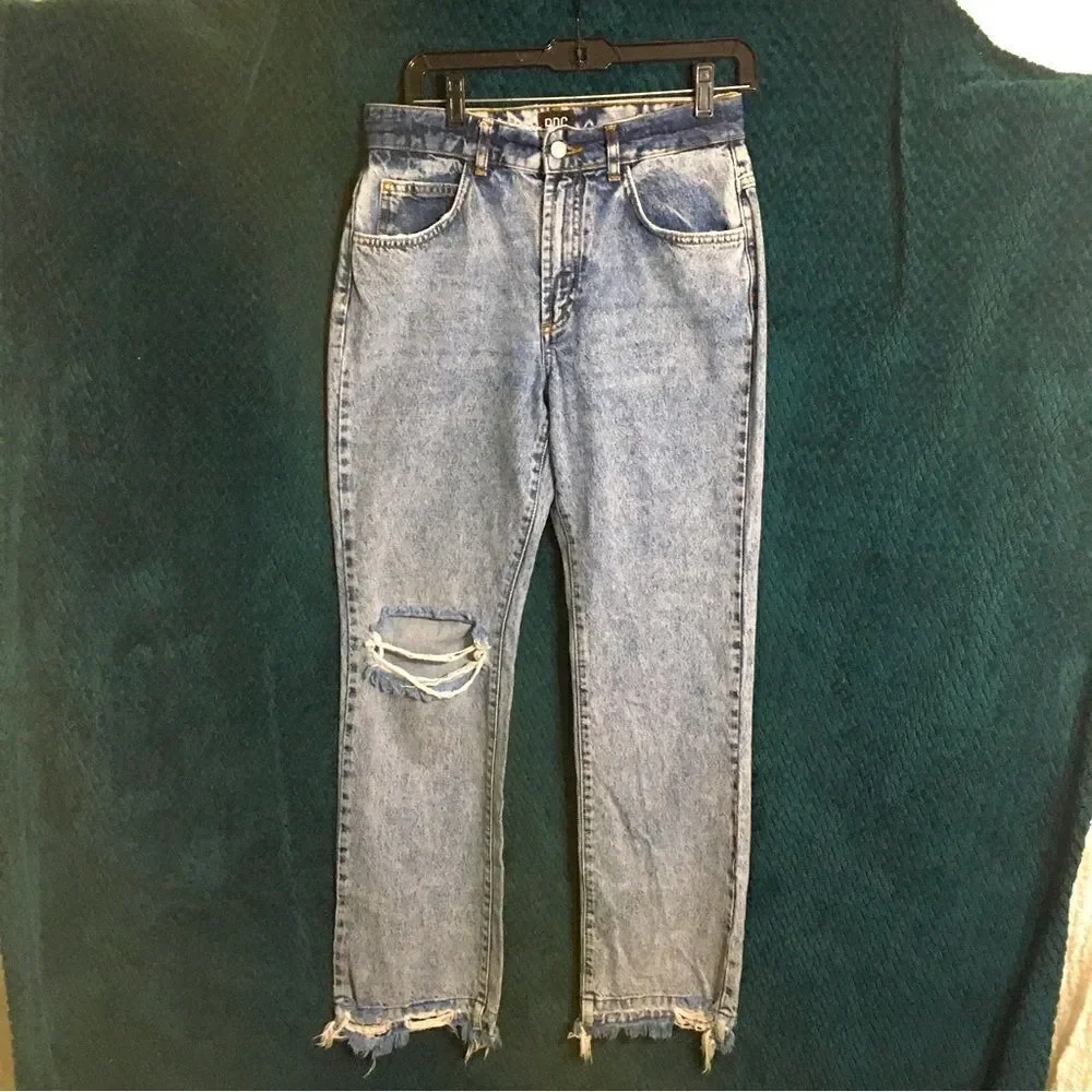 BDG Urban Outfitters Acid Wash Distressed Jeans Size 28